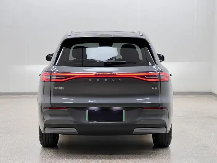 Geely Galaxy E5 2026 Model 610km Tiggo + Edition – фото 6