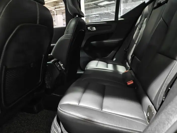 Volvo XC40 2021 Model T4 4WD Smart Range Deluxe Edition – фото 10