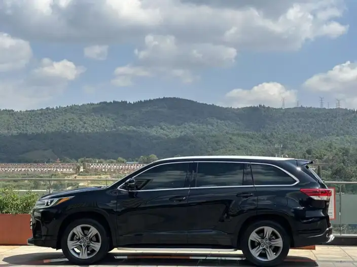 Toyota Highlander 2021 Model 2.0T 4WD Elite Edition 7 seat – фото 4
