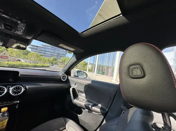 Mercedes-Benz A-class 2023 Model A 200 L Sports sedan Fashion Edition – фото 9