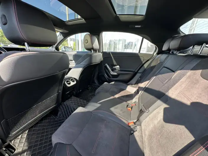 Mercedes-Benz A-class 2023 Model A 200 L Sports sedan Fashion Edition – фото 10