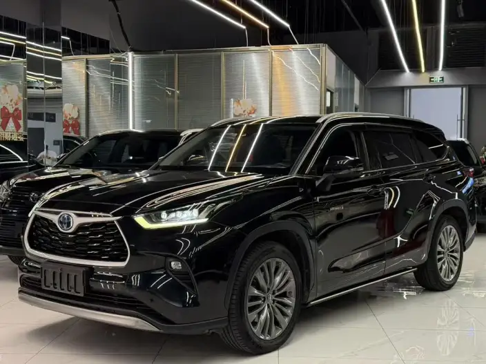 Toyota Highlander 2022 Model Hybrid 2.5L 4WD Premium Edition 7 seat – фото 1