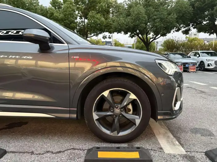 AUDI Q3 2021 Model 35 TFSI Fashion Dynamic Model – фото 10