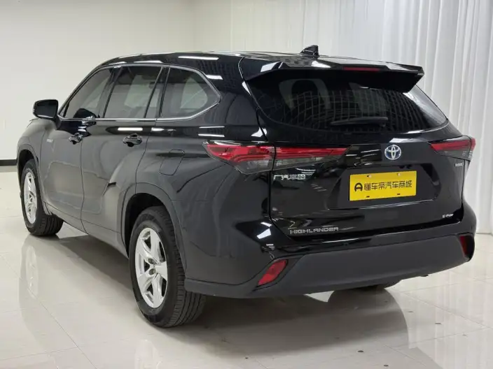 Toyota Highlander 2023 Model Hybrid 2.5L 4WD Elite Edition 7 seat – фото 5