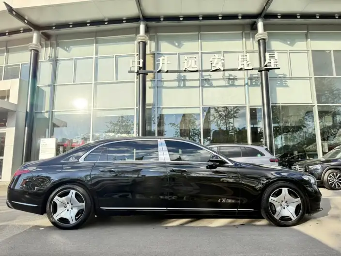 Mercedes-Maybach S-Class 2025 Model S 480 4MATIC – фото 8