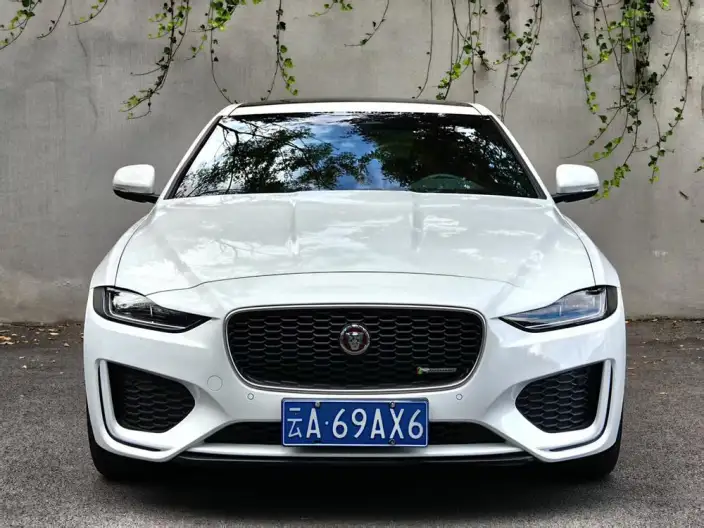 Jaguar XE L 2021 Model 2.0T 250PS S Enterprising Youya Edition – фото 2