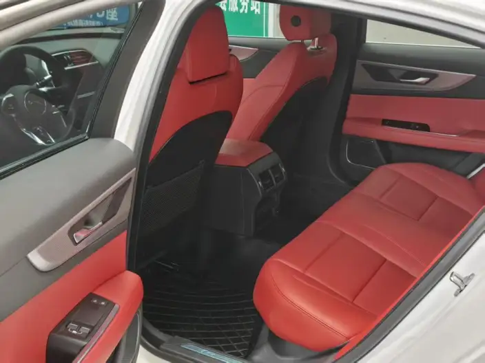 Jaguar XE L 2021 Model 2.0T 250PS S Enterprising Youya Edition – фото 10