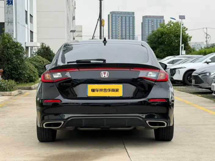 Honda Civic 2023 Model HATCHBACK 240TURBO Manual Extreme Edition – фото 5