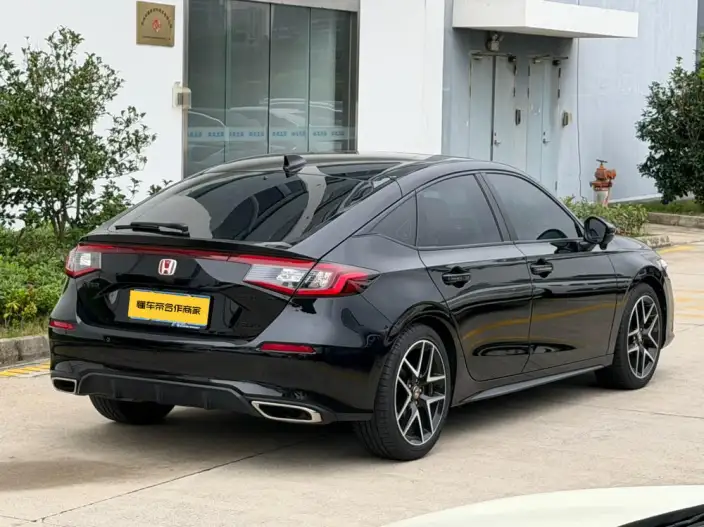 Honda Civic 2023 Model HATCHBACK 240TURBO Manual Extreme Edition – фото 6