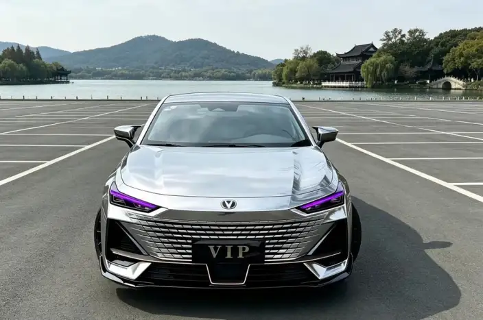 Changan UNI-V 2022 Model 1.5T Sports Edition – фото 2