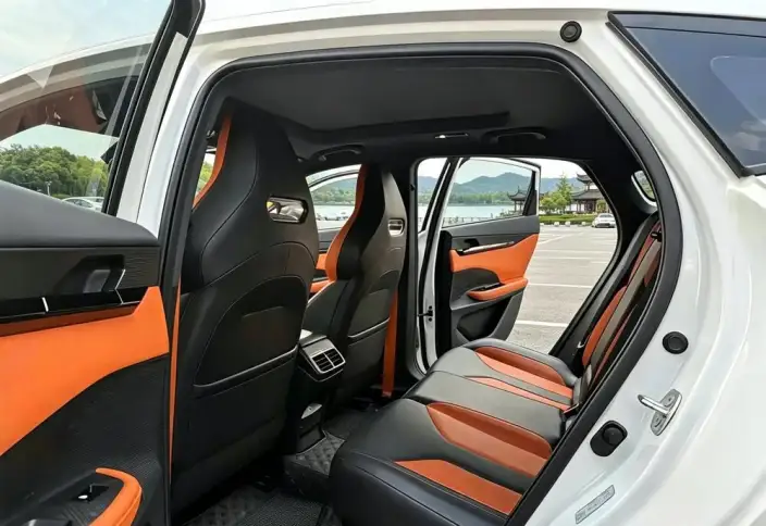 Changan UNI-V 2022 Model 1.5T Sports Edition – фото 10