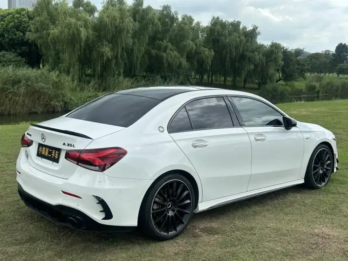 Mercedes-Benz A-Class AMG 2020 Model AMG A 35 L 4MATIC – фото 7
