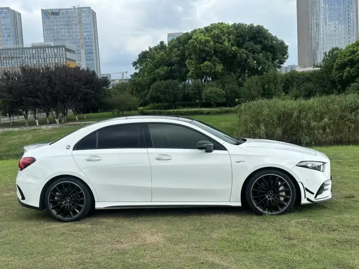 Mercedes-Benz A-Class AMG 2020 Model AMG A 35 L 4MATIC – фото 8