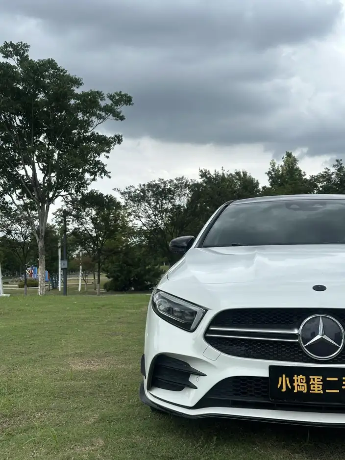Mercedes-Benz A-Class AMG 2020 Model AMG A 35 L 4MATIC – фото 9