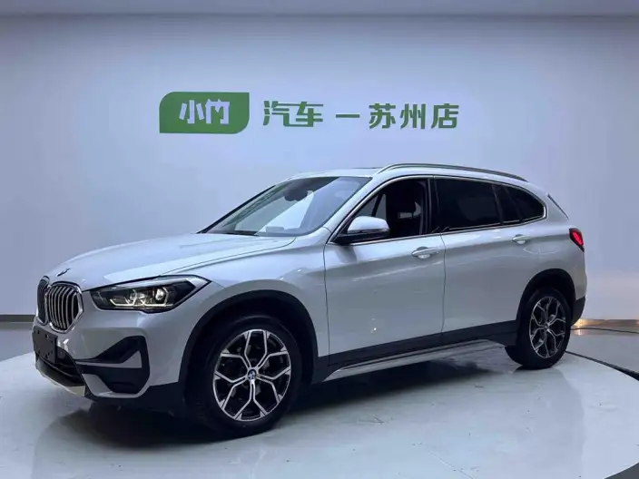 BMW X1 2022 Model sDrive20Li Exclusive Model – фото 1