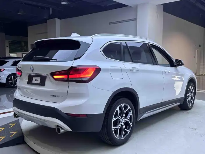 BMW X1 2022 Model sDrive20Li Exclusive Model – фото 7