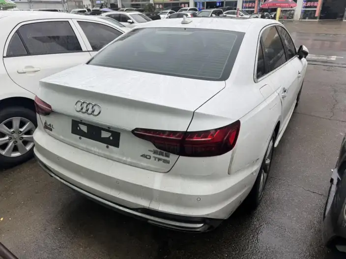 Audi A4 L 2022 Model 40 TFSI Luxury Dynamic Model – фото 5