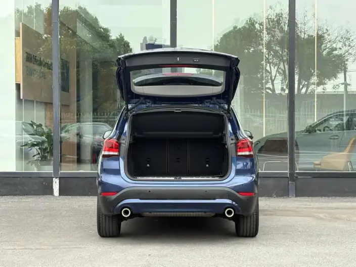 BMW X1 2020 Model sDrive25Li Leading Model – фото 10