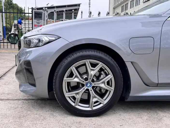 BMW i3 2023 Model eDrive35L – фото 10