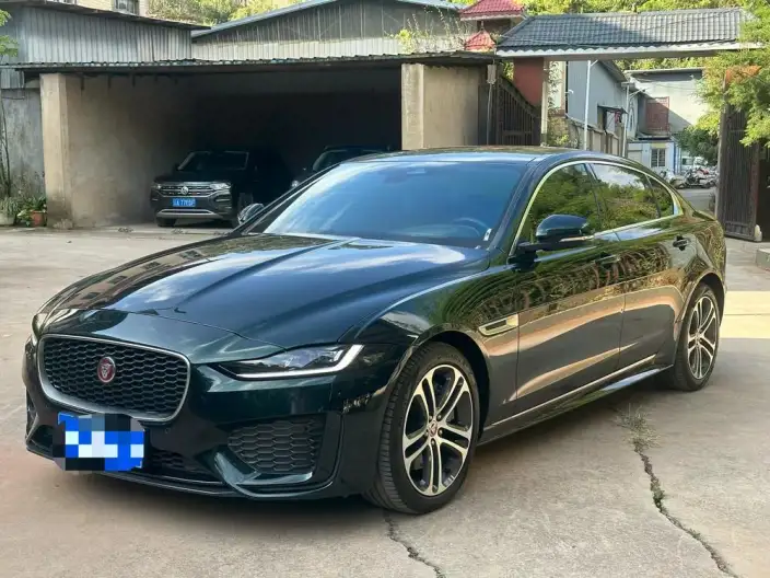 Jaguar XE L 2024 Model 2.0T 250PS R-DYNAMIC S Enterprising Sports Edition – фото 1