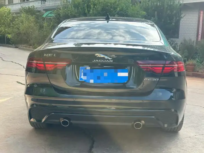 Jaguar XE L 2024 Model 2.0T 250PS R-DYNAMIC S Enterprising Sports Edition – фото 5