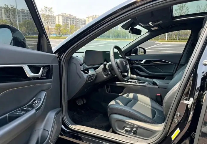 BESTUNE B70 2023 Model Third generation 1.5T Automatic Changxiang Edition Model – фото 9