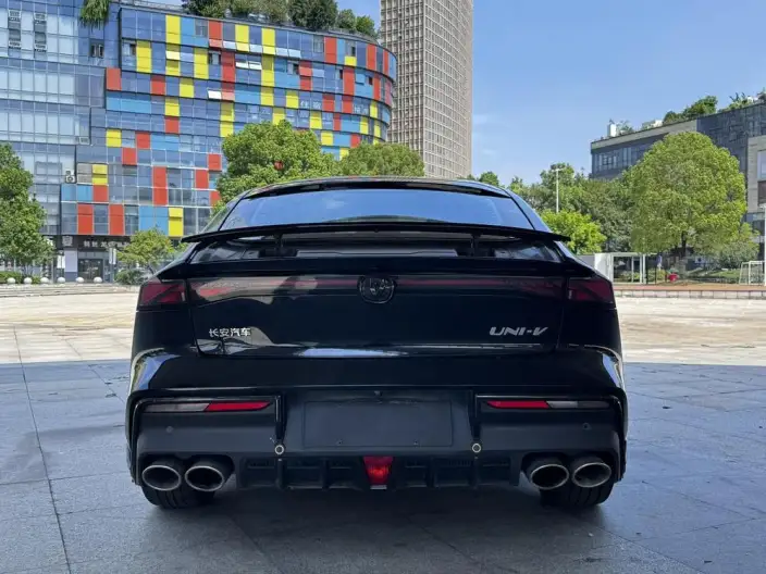 Changan UNI-V 2022 Model 1.5T Noble Model – фото 5