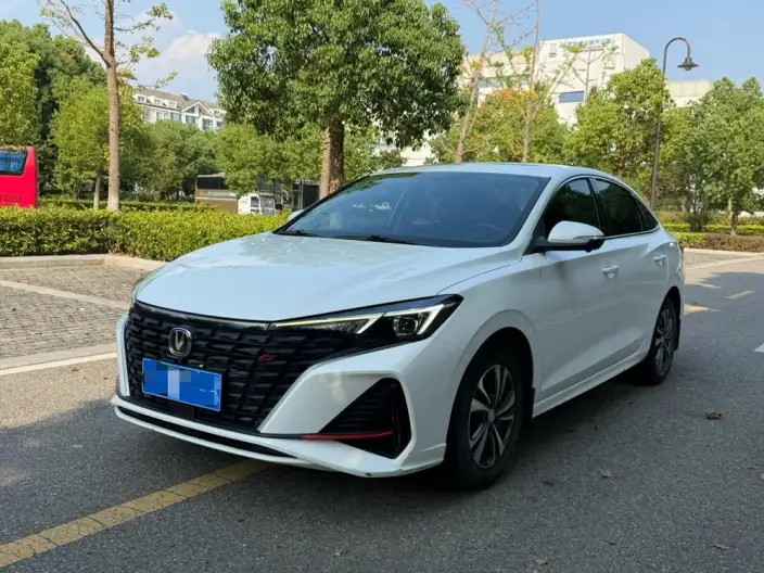 Changan Eado 2023 Model PLUS Changxiang Edition Blue whale NE 1.4T GDI DCT Noble Model – фото 1