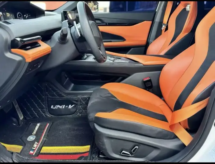 Changan UNI-V 2022 Model 1.5T Sports Edition – фото 8