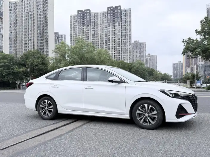 Changan Eado 2023 Model PLUS Changxiang Edition Blue whale NE 1.4T GDI DCT Noble Model – фото 3