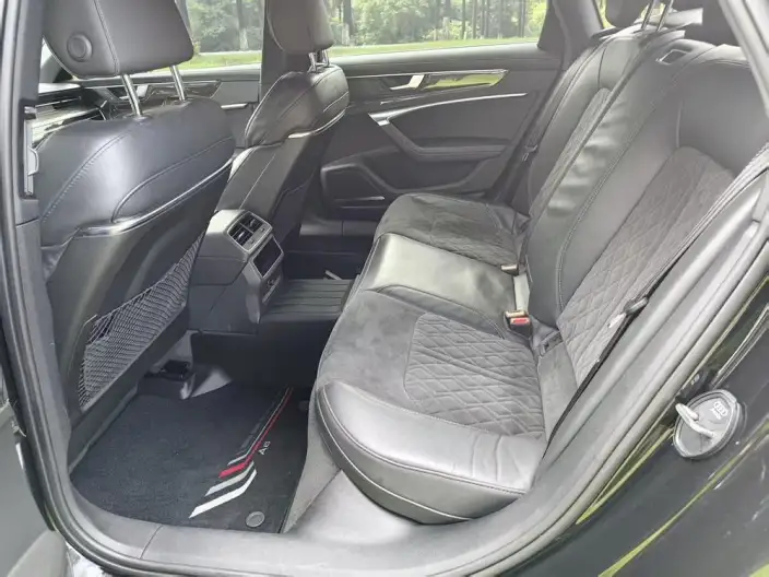 Audi A6L 2022 Model 55 TFSI quattro Exclusive Dynamic Model – фото 10