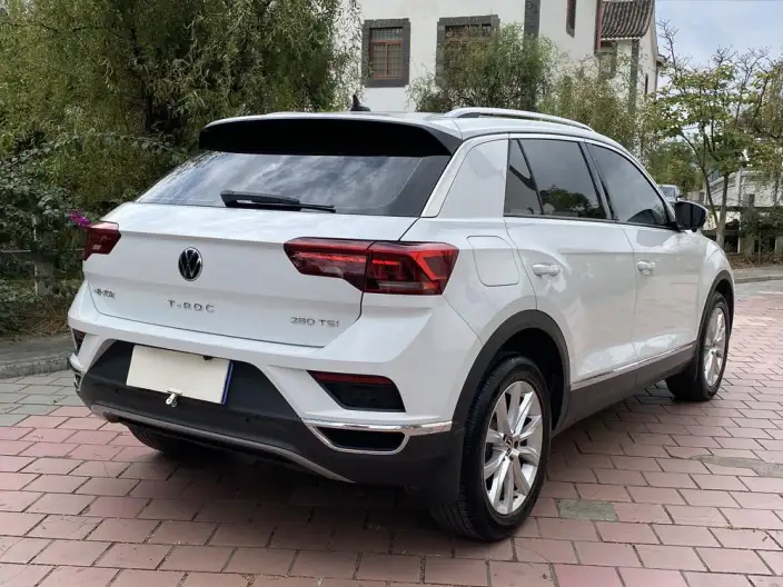 Volkswagen T-Roc 2021 Model 280TSI DSG 2WD Elite Zhilian Edition – фото 6