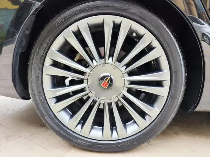 Hongqi H5 Classic 2020 Model 1.8T Automatic Smart Flag Enjoy Edition – фото 7