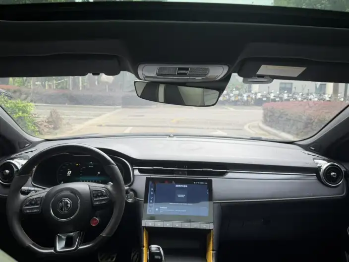 MG6 2021 Model Pro 1.5T Automatic Trendy Deluxe Edition – фото 8