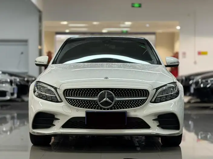 Mercedes-Benz C-Class 2020 Model C 260 L Sports Edition – фото 2