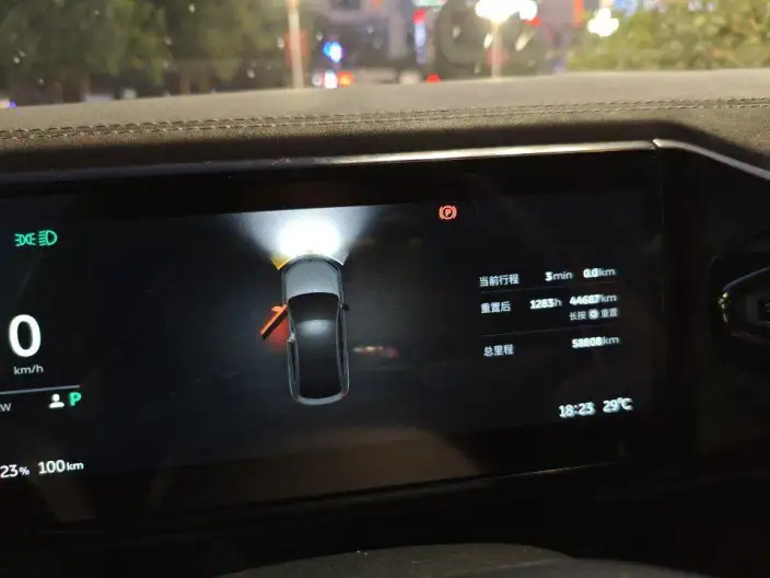 NIO EC6 2022 Model 465KM Sports Edition – фото 8