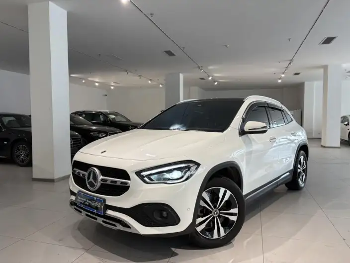 Mercedes-Benz GLA 2023 Model GLA 220 – фото 1