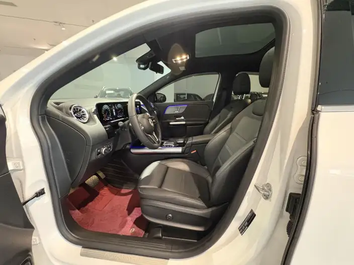 Mercedes-Benz GLA 2023 Model GLA 220 – фото 7