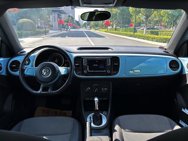 Beetle 2015 модификация 180TSI – фото 16