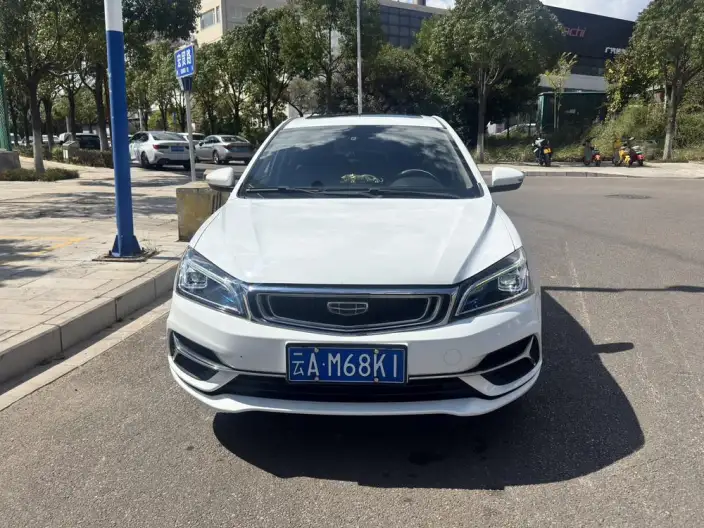 Geely Emgrand 2020 Model 1.5L CVT Up Edition – фото 2
