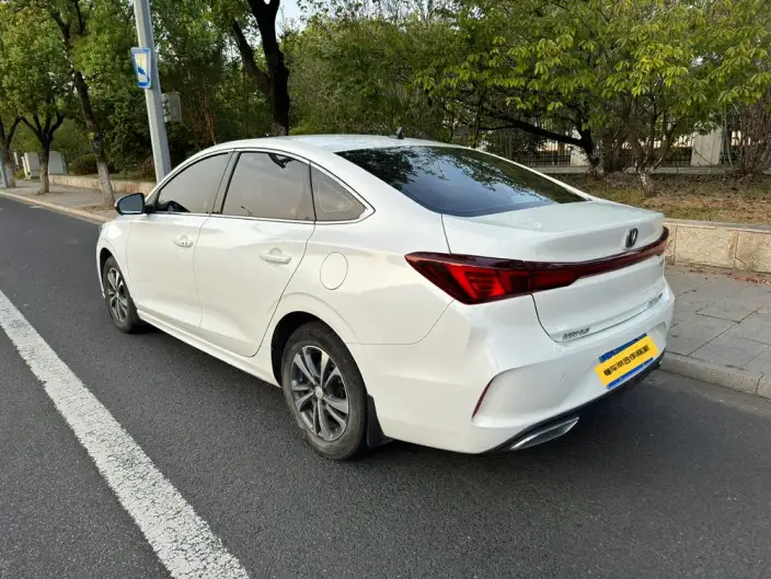 Changan Eado 2022 Model PLUS Blue whale NE 1.4T GDI DCT Noble Model – фото 4