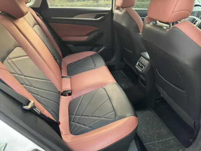 Changan Eado 2022 Model PLUS Blue whale NE 1.4T GDI DCT Noble Model – фото 10