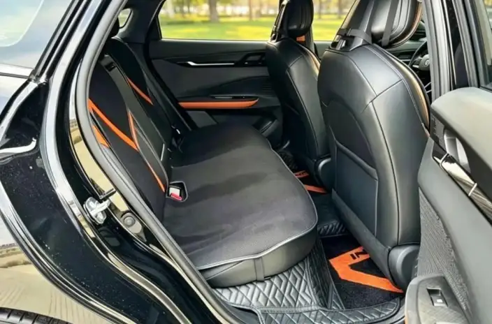 Changan UNI-V 2022 Model 1.5T Sports Edition – фото 10