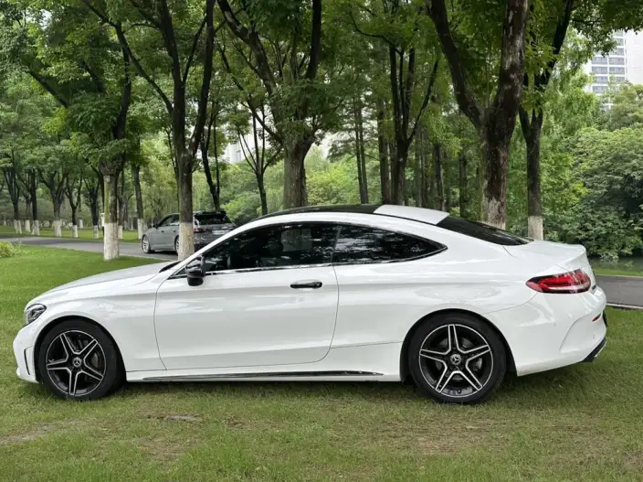 Mercedes-Benz C-Class Imported 2020 Model C 260 Coupe – фото 4