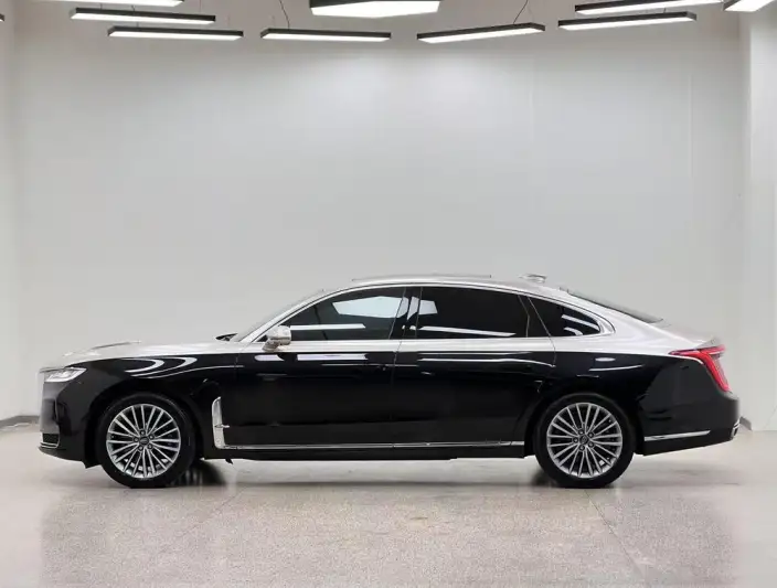 HONGQI H9 2023 Model 2.0T Smart Flag Enjoy Edition – фото 4