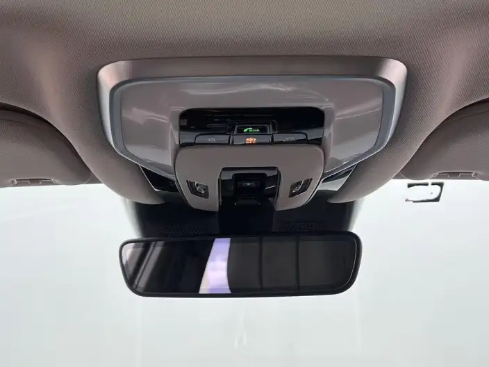 HONGQI H9 2023 Model 2.0T Smart Flag Enjoy Edition – фото 10