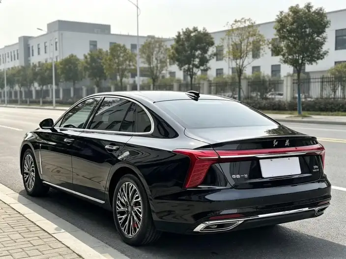 Hongqi H5 2023 Model 1.5T DCT Flag Rhythm Edition – фото 4