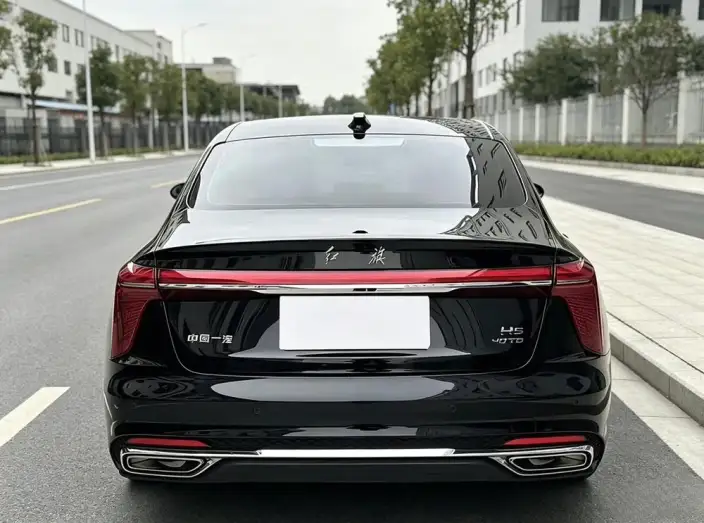 Hongqi H5 2023 Model 1.5T DCT Flag Rhythm Edition – фото 5