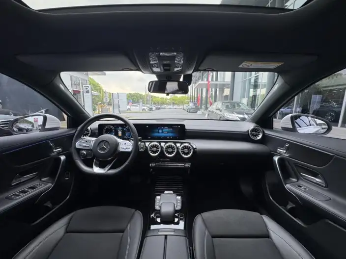 Mercedes-Benz A-class 2021 Model A 200 L Sports sedan Fashion Edition – фото 10