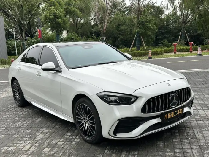 Mercedes-Benz C-Class 2024 Model C 260 L Sports Edition – фото 3